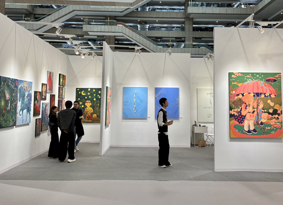 Small Seoul galleries make big impression at Art Taipei