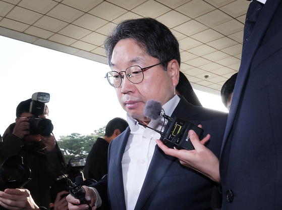 Beleaguered acting top prosecutor offers to resign over Daejang-dong appeal controversy Beleaguered acting top prosecutor offers to resign over Daejang-dong appeal controversy