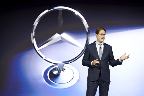 Mercedes plans 40 new models in Korea by 2027 as CEO seeks closer ties with Samsung, LG