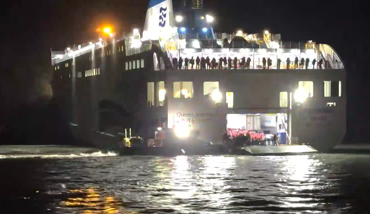 Ferry accident rekindles trauma of the Sewol Disaster