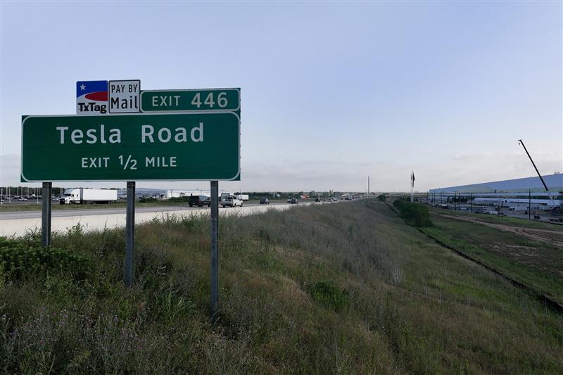 Samsung flooded with foundry inquiries in U.S. as Elon Musk keeps close eye on Taylor factory Samsung flooded with foundry inquiries in U.S. as Elon Musk keeps close eye on Taylor factory