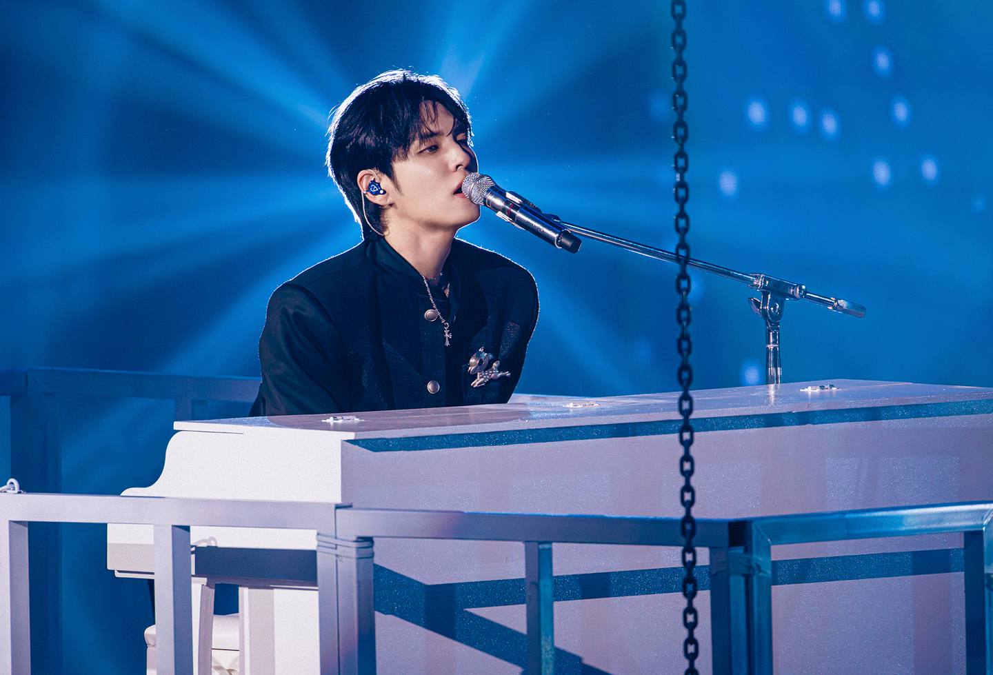 DAY6's Wonpil gets 'Unpiltered,' goes sky high in solo concert episode artwork