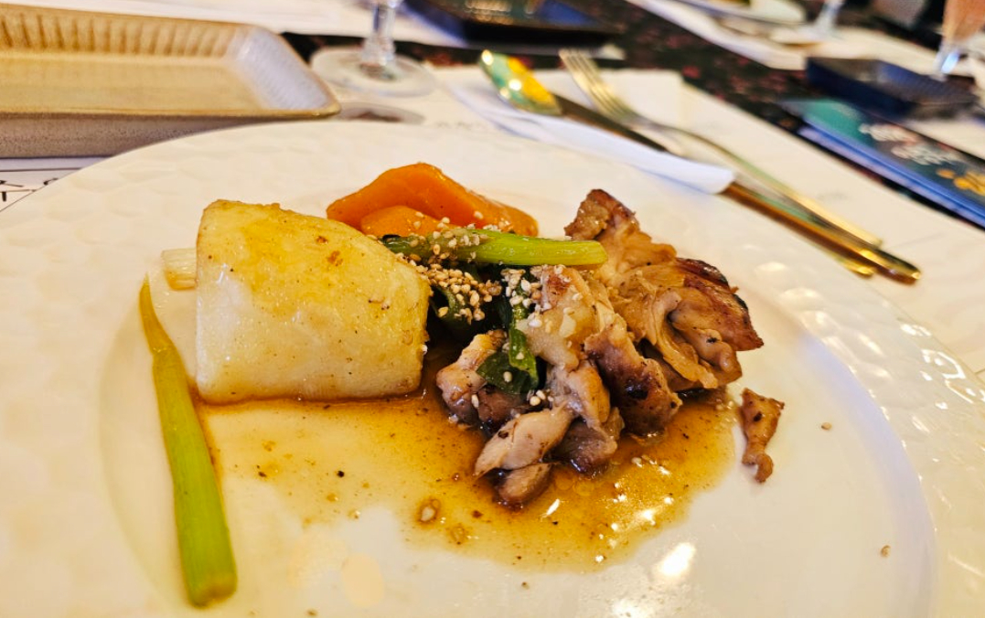 Historic chicken dish sparks revival hopes in Andong as city hosts Korea-Japan summit episode artwork